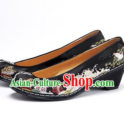 Traditional Korean National Wedding Shoes Embroidered Shoes, Asian Korean Hanbok Embroidery Black Bride Court Shoes for Women