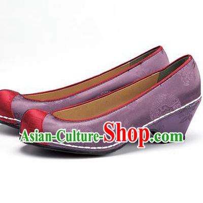 Traditional Korean National Wedding Embroidered Shoes, Asian Korean Hanbok Bride Embroidery Purple Satin Block Heels Shoes for Women