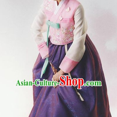 Korean National Handmade Formal Occasions Wedding Bride Clothing Hanbok Costume Embroidered Pink Blouse and Purple Dress for Women