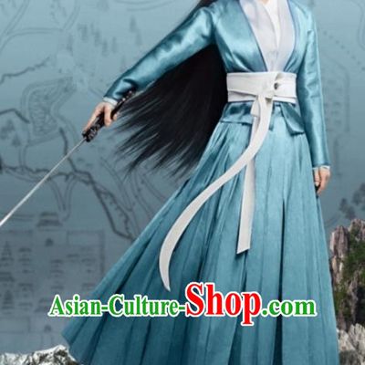 Traditional Chinese Ancinet Legend Of Fu Yao Swordswoman Embroidered Costume for Women