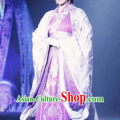 Traditional Chinese Southern and Northern Dynasties Palace Princess Costume, Chinese Ancient Senior Concubine Embroidered Tailing Clothing for Women