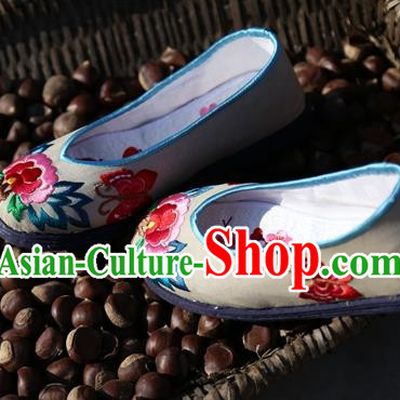 Asian Chinese Traditional Shoes Bride Grey Embroidered Shoes, China Peking Opera Handmade Embroidery Peony Shoe Hanfu Princess Shoes for Women
