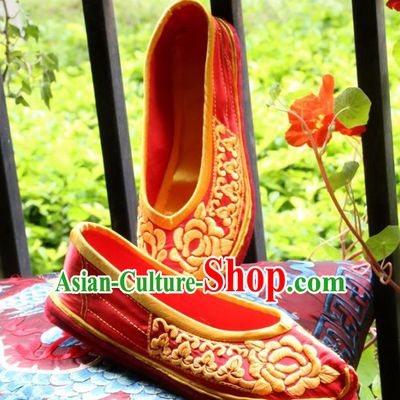 Asian Chinese Traditional Shoes Bride Red Xiuhe Suit Embroidered Shoes, China Peking Opera Handmade Embroidery Shoe Hanfu Princess Shoes for Women