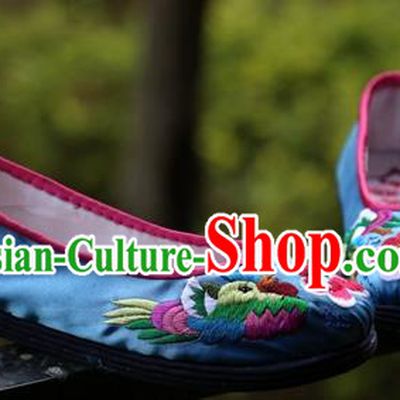 Asian Chinese Traditional Shoes Bride Xiuhe Suit Blue Embroidered Shoes, China Peking Opera Handmade Embroidery Shoe Hanfu Princess Shoes for Women