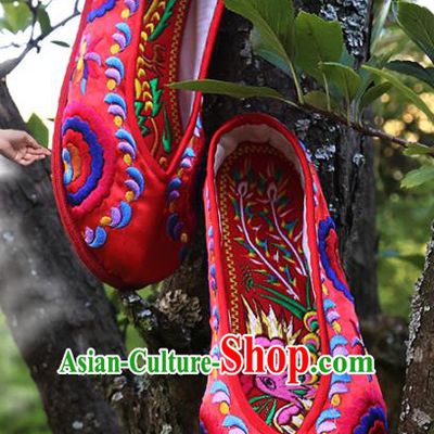 Asian Chinese Traditional Shoes Red Embroidered Shoes, China Peking Opera Handmade Strong Cloth Soles Embroidery Shoe Hanfu Princess Shoes for Women