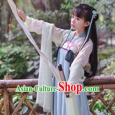 Asian China Tang Dynasty Princess Costume, Traditional Ancient Chinese Palace Lady Embroidered Hanfu Blue Slip Skirt Clothing for Women