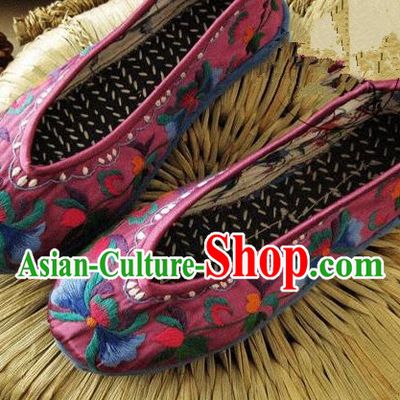 Traditional Chinese Ancient Princess Shoes Purple Cloth Embroidered Shoes, China Handmade Embroidery Peony Hanfu Shoes for Women
