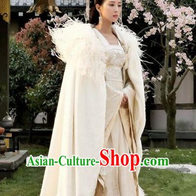 Traditional Ancient Chinese Tang Dynasty Palace Princess Embroidered Tailing Dress Costume and Headpiece Complete Set for Women