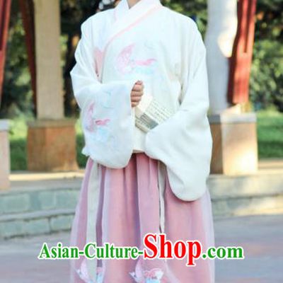 Traditional Chinese Ancient Ming Dynasty Princess Hanfu Costume Embroidered Blouse and Skirt for Women