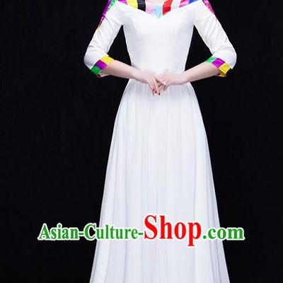 Traditional Chinese Modern Dance Costume, Opening Dance Chorus Singing Group White Dress for Women