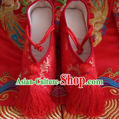 Traditional Chinese Ancient Han Dynasty Bride Red Embroidered Shoes, China Handmade Hanfu Wedding Embroidery Shoes for Women