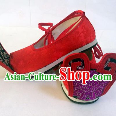 Traditional Chinese Ancient Han Dynasty Bridegroom Red Embroidered Shoes, China Handmade Hanfu Wedding Embroidery Shoes for Men