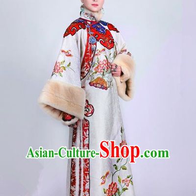 Traditional Ancient Chinese Imperial Consort Costume, Chinese Qing Dynasty Manchu Palace Lady Dress, Cosplay Chinese Mandchous Imperial Princess Delicate Embroidered Clothing for Women