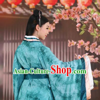 Traditional Ancient Chinese Imperial Consort Costume, Elegant Hanfu Clothing Chinese Han Dynasty Imperial Emperess Green Tie-Dye Tailing Clothing for Women