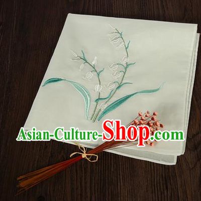 Traditional Ancient Chinese Palace Embroidered Keiskei Beige Handkerchief for Women