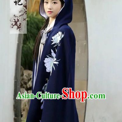 Traditional Ancient Chinese Female Costume Woolen Cardigan, Elegant Hanfu Cloak Chinese Ming Dynasty Palace Lady Embroidered Epiphyllum Hooded Navy Cape Clothing for Women