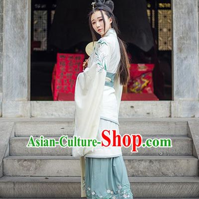 Traditional Ancient Chinese Imperial Consort Costume, Elegant Hanfu Clothing Chinese Han Dynasty Imperial Empress Embroidered Clothing for Women