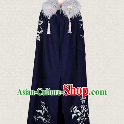 Traditional Ancient Chinese Female Costume Woolen Cardigan, Elegant Hanfu Long Cloak Chinese Ming Dynasty Palace Lady Embroidered Bamboo Navy Cape Clothing for Women
