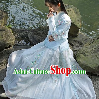 Traditional Ancient Chinese Female Costume Embroidered Flowers Blouse and Dress Complete Set, Elegant Hanfu Clothing Chinese Ming Dynasty Embroidered Palace Princess Clothing for Women