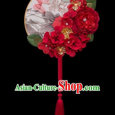 Traditional Handmade Chinese Ancient Classical Wedding Accessories, Bride Wedding Flowers Round Fan, Hanfu Xiuhe Suit Palace Red Fan for Women