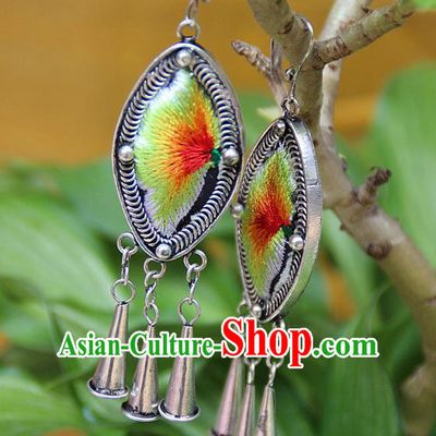 Traditional Chinese Miao Nationality Crafts, Hmong Handmade Miao Silver Embroidery Flowers Tassel Earrings, Miao Ethnic Minority Eardrop Accessories Ear Pendant for Women