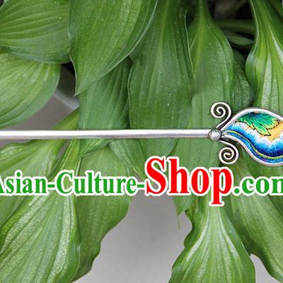 Traditional Chinese Miao Nationality Crafts Jewelry Accessory, Hmong Handmade Embroidery Miao Silver Hairpin, Miao Ethnic Minority Bells Hair Fascinators Hairpins for Women