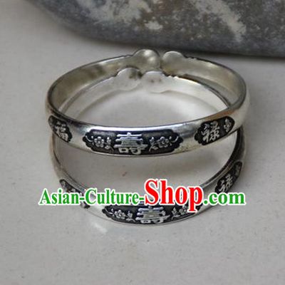 Traditional Chinese Miao Ethnic Minority Miao Silver Fu Lu Shou Bracelet, Hmong Handmade Bracelet Jewelry Accessories for Women
