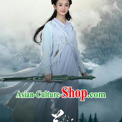 Traditional Ancient Chinese Swordswoman Costume, Chinese Han Dynasty Fairy Elegant Dress, Cosplay Game Character Chinese Peri Princess White Clothing for Women