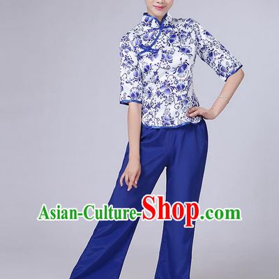 Traditional Chinese Yangge Fan Dancing Costume, Folk Dance Yangko Mandarin Collar Blue and White Porcelain Blouse and Pants Uniforms, Classic Dance Elegant Dress Drum Dance Blue Clothing for Women