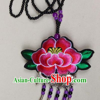 Traditional Chinese Miao Nationality Crafts Jewelry Accessory, Hmong Handmade Miao Silver Fish Beads Tassel Embroidery Flowers Pendant, Miao Ethnic Minority Necklace Accessories Sweater Chain Pendant for Women