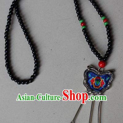 Traditional Chinese Miao Nationality Crafts Jewelry Accessory, Hmong Handmade Miao Silver Beads Tassel Embroidery Flowers Pendant, Miao Ethnic Minority Bells Necklace Accessories Sweater Chain Pendant for Women