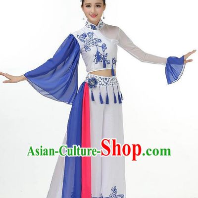 Traditional Chinese Yangge Fan Dancing Costume, Folk Dance Yangko Mandarin Collar Peony Painting Tassel Uniforms, Classic Lotus Dance Elegant Big Swing Dress Drum Dance Clothing for Women