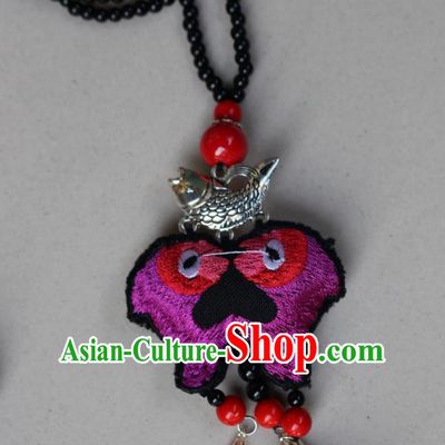 Traditional Chinese Miao Nationality Crafts Jewelry Accessory, Hmong Handmade Bells Tassel Double Side Embroidery Kiss Fish Pendant, Miao Ethnic Minority Bells Necklace Accessories Sweater Chain Pendant for Women