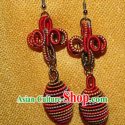 Traditional Chinese Miao Nationality Crafts Jewelry Accessory Classical Earbob Accessories, Hmong Handmade Kinking Palace Lady Earrings, Miao Ethnic Minority Weave Eardrop for Women