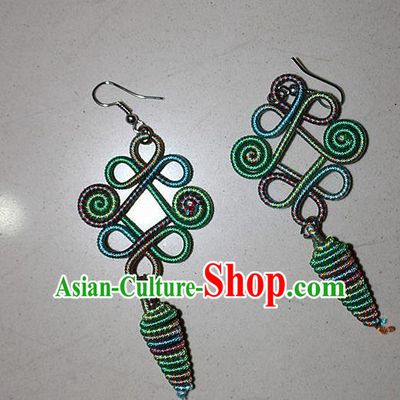 Traditional Chinese Miao Nationality Crafts Jewelry Accessory Classical Earbob Accessories, Hmong Handmade Kinking Palace Lady Earrings, Miao Ethnic Minority Weave Eardrop for Women