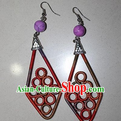 Traditional Chinese Miao Nationality Crafts Jewelry Accessory Classical Earbob Accessories, Hmong Handmade Kinking Palace Lady Earrings, Miao Ethnic Minority Weave Eardrop for Women