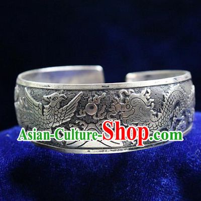 Traditional Chinese Miao Nationality Crafts Jewelry Accessory Bangle, Hmong Handmade Miao Silver Dragon Phoenix Bracelet, Miao Ethnic Minority Silver Bracelet Accessories for Women