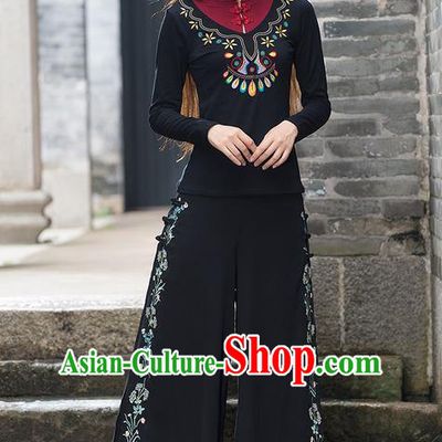 Traditional Chinese National Costume Loose Pants, Elegant Hanfu Embroidered Wide-leg Black Chiffon Trousers, China Ethnic Minorities Folk Dance Baggy Pants for Women