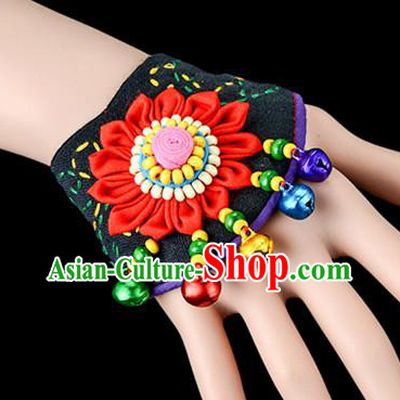 Traditional Chinese Miao Nationality Crafts, Yunan Hmong Handmade Red Fabrics Flower Bracelet Cuff Bells Hand Decorative, China Miao Ethnic Minority Bangle Accessories for Women