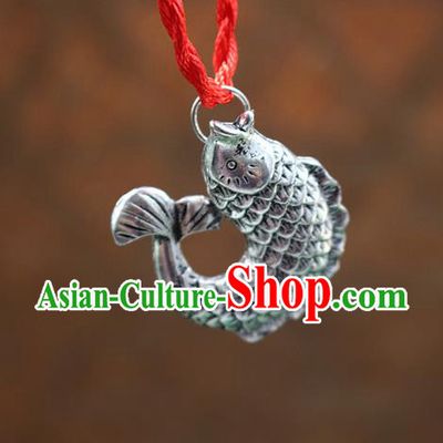 Traditional Chinese Miao Nationality Crafts Jewelry Accessory, Hmong Handmade Miao Silver Fish Pendant, Miao Ethnic Minority Necklace Accessories Sweater Chain Pendant for Women