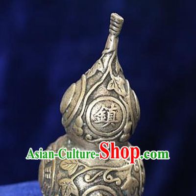 Traditional Chinese Miao Nationality Crafts Decoration Accessory Bronze Cucurbit, Hmong Handmade Chinese Fengshui Gourd Ornaments, Miao Ethnic Minority Exorcise Evil Calabash