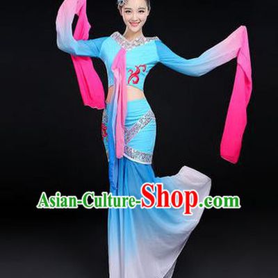 Traditional Chinese Yangge Fan Dancing Costume, Folk Dance Yangko Water-Sleeve Costume Drum Dance Blue Fairy Hanfu Clothing for Women