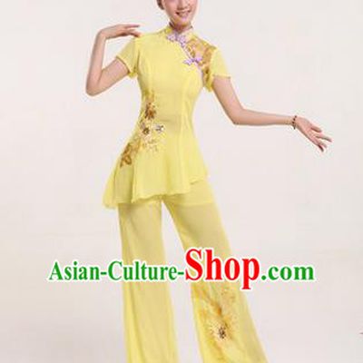 Traditional Chinese Yangge Fan Dancing Costume, Folk Dance Yangko Costume Drum Dance Classic Dance Yellow Clothing for Women