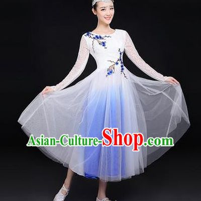 Traditional Chinese Modern Dancing Costume, Women Opening Classic Chorus Singing Group Dance Paillette Costume, Classic Dance Plum Blossom Costume, Modern Dance Long White Dress for Women