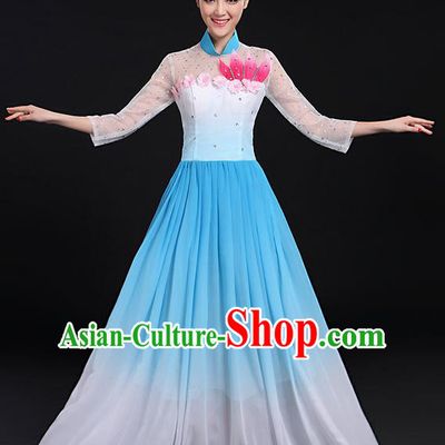 Traditional Chinese Modern Dancing Compere Costume, Women Opening Classic Chorus Singing Group Dance Big Swing Uniforms, Modern Dance Long Blue Flowers Dress for Women
