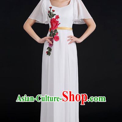 Traditional Chinese Modern Dancing Compere Costume, Women Opening Classic Chorus Singing Group Dance Peony Uniforms, Modern Dance Classic Dance Long White Dress for Women