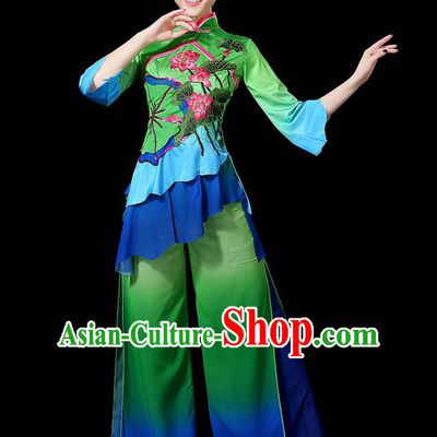 Traditional Chinese Yangge Fan Dancing Costume, Folk Dance Yangko Uniforms, Classic Lotus Dance Elegant Dress Drum Dance Green Clothing for Women