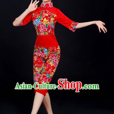 Traditional Chinese Yangge Fan Dancing Costume, Folk Dance Yangko Fairy Uniforms, Classic Dance Elegant Dress Drum Dance Peony Red Clothing for Women
