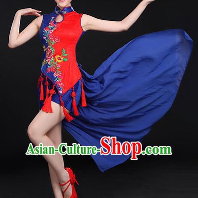 Traditional Chinese Yangge Fan Dancing Costume, Folk Dance Yangko Embroidered Uniforms, Classic Umbrella Dance Elegant Dress Drum Dance Cheongsam Blue Clothing for Women