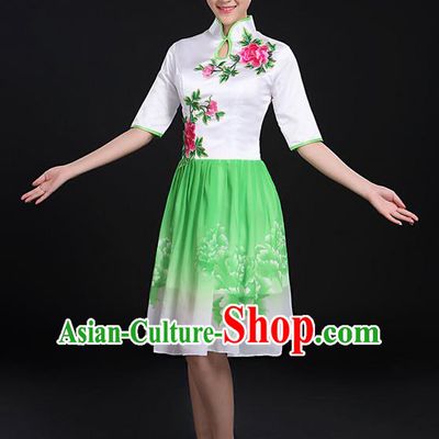 Traditional Chinese Modern Dancing Compere Costume, Women Opening Classic Chorus Singing Group Dance Bubble Peony Uniforms, Modern Dance Classic Dance Big Swing Cheongsam Green Dress for Women